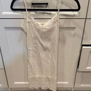 Zenana Off- White Lace layering cami.